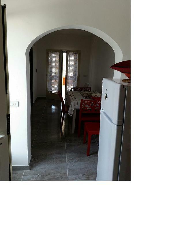 Casa Vacanza Via Lazio トッレ・ラピッロ エクステリア 写真